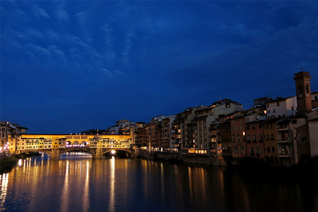 Ponte Vecchio at night