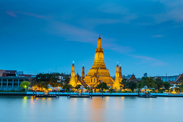 Wat Arun in Bangkok, Thailand