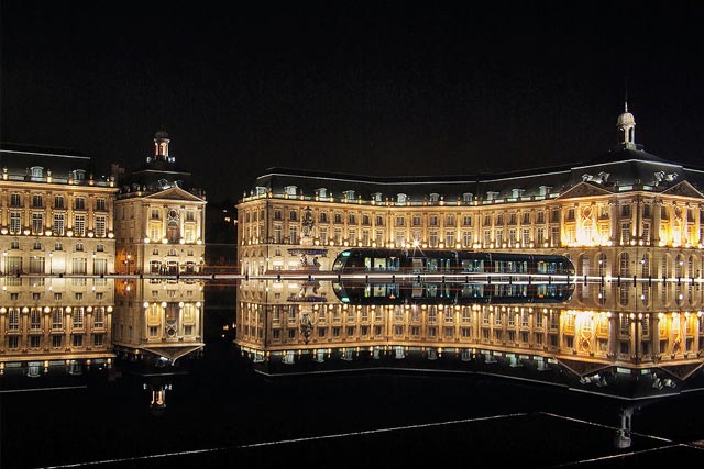 Bordeaux, place de la bourse with tram. In front: miroir d´eau